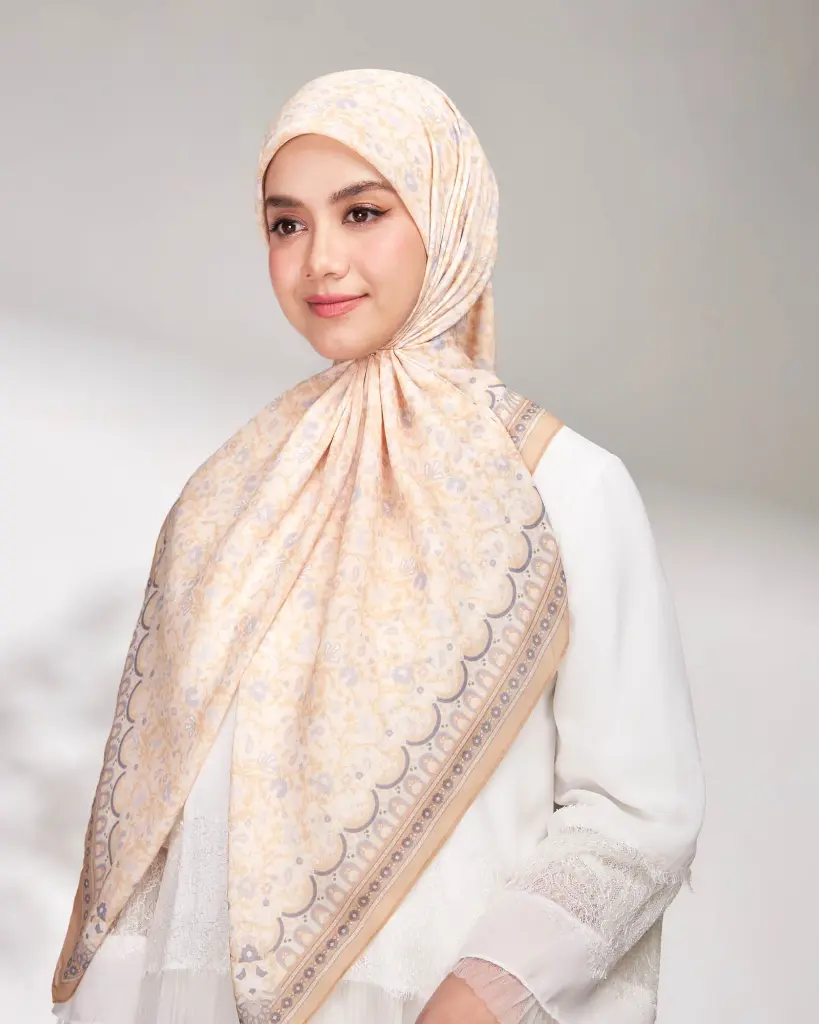 aashaapricot2.webp