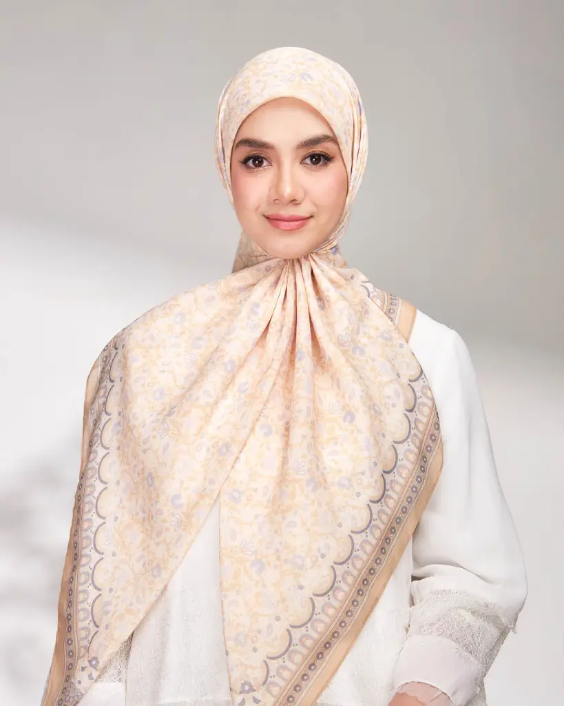 aashaapricot_1.webp