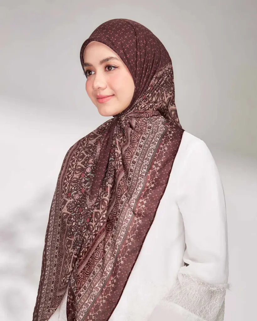 TASNEEM_SIDE.webp