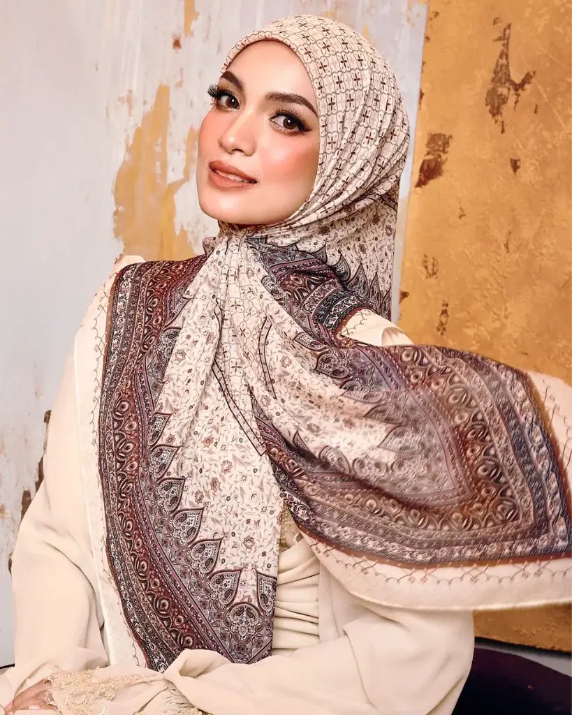 BAWAL OPHELIA EDITION - RAISA